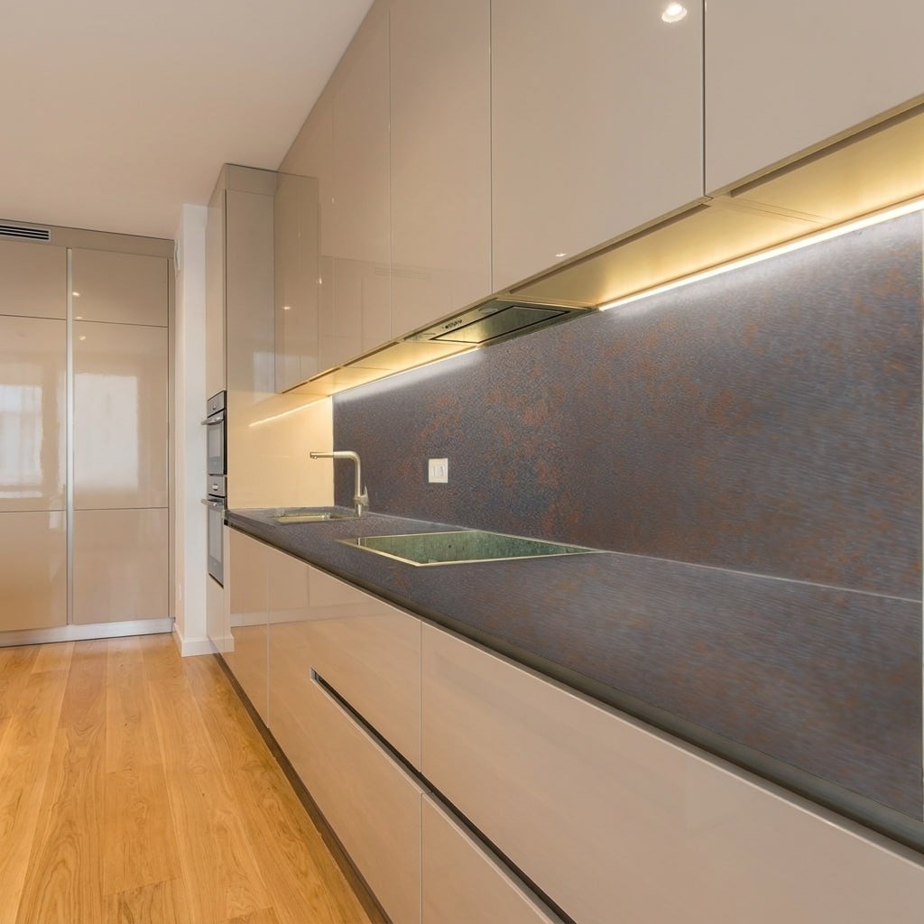 Avant Quartz 8300 Мюроль